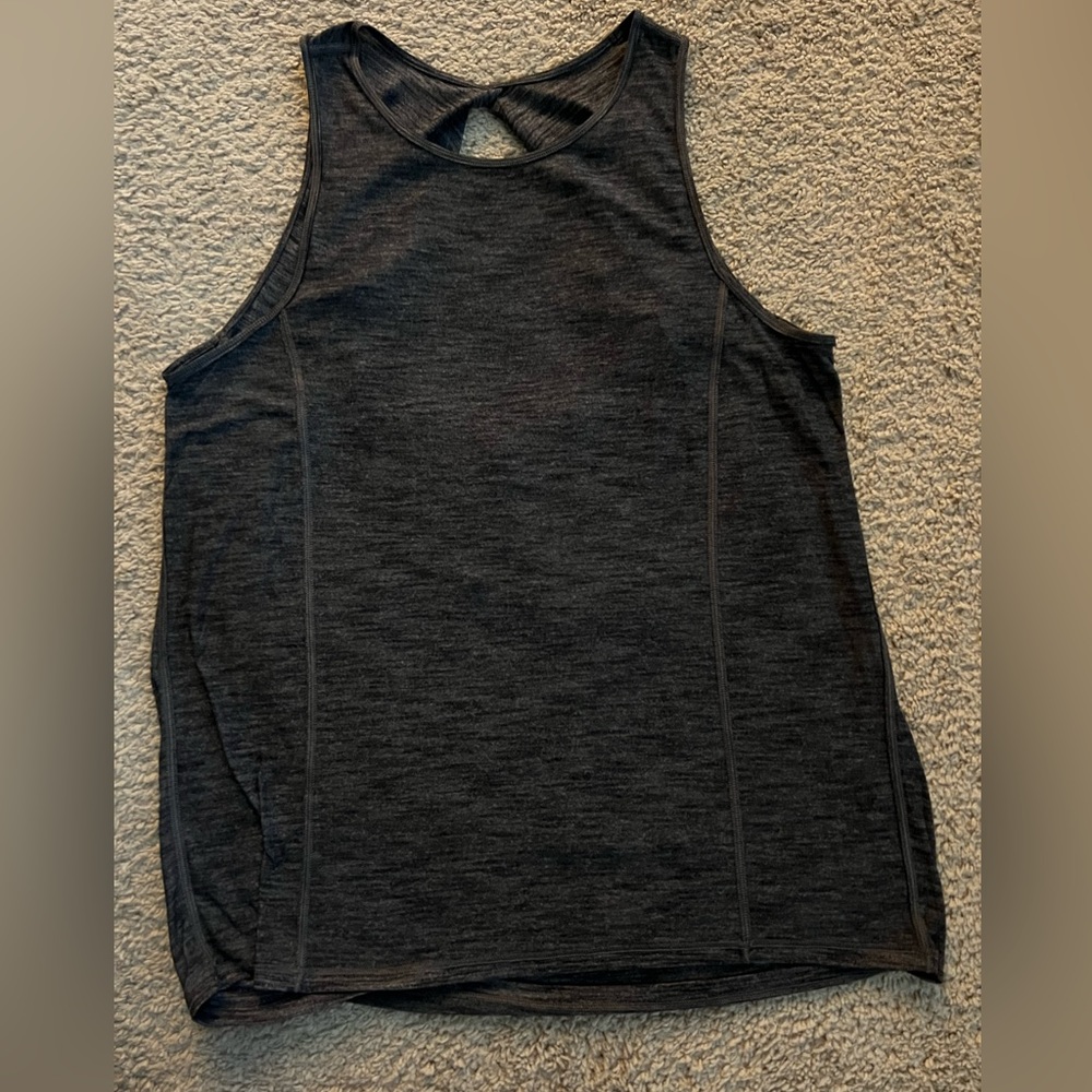Lululemon Gray tank top high neck size 8 with open back